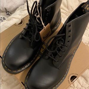 Doc Martens 1460 - BRAND NEW W TAGS
